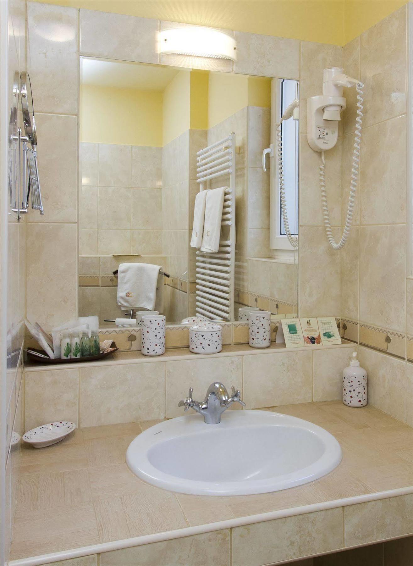 סגד Dom Hotel מראה חיצוני תמונה