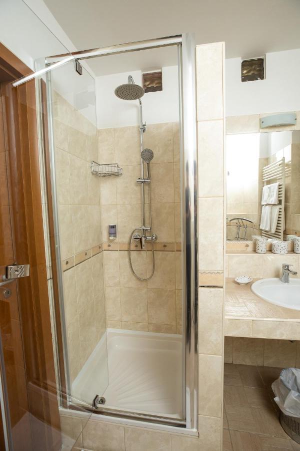 סגד Dom Hotel מראה חיצוני תמונה